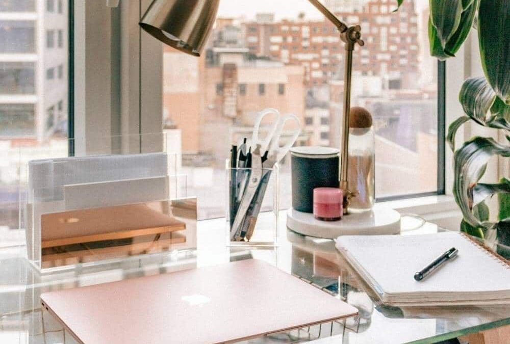 Working in beauty – Office Essentials